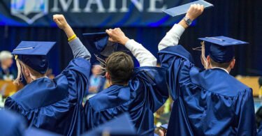 University of Maine Deans International Undergraduate Scholarships 2022